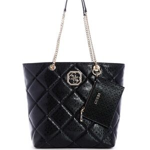 New GUESS Dilla Quilted Logo Society Carryall